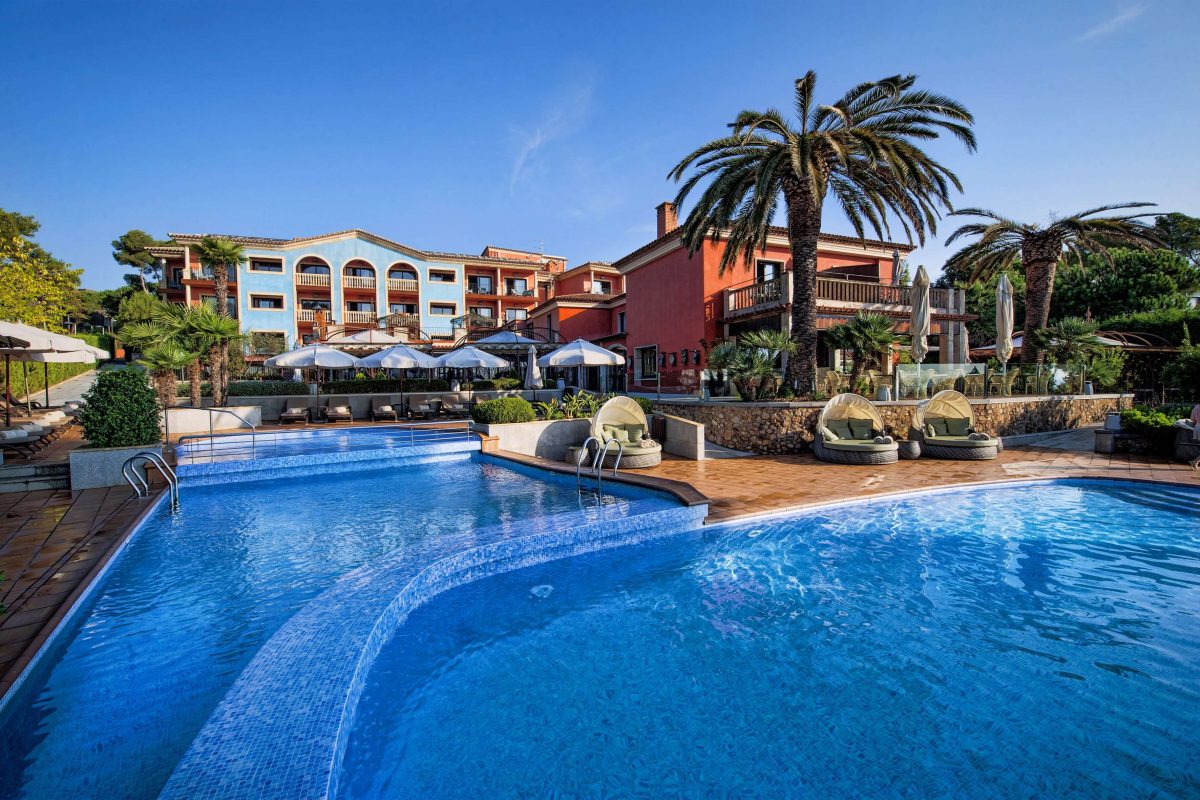 Exterior hotel min